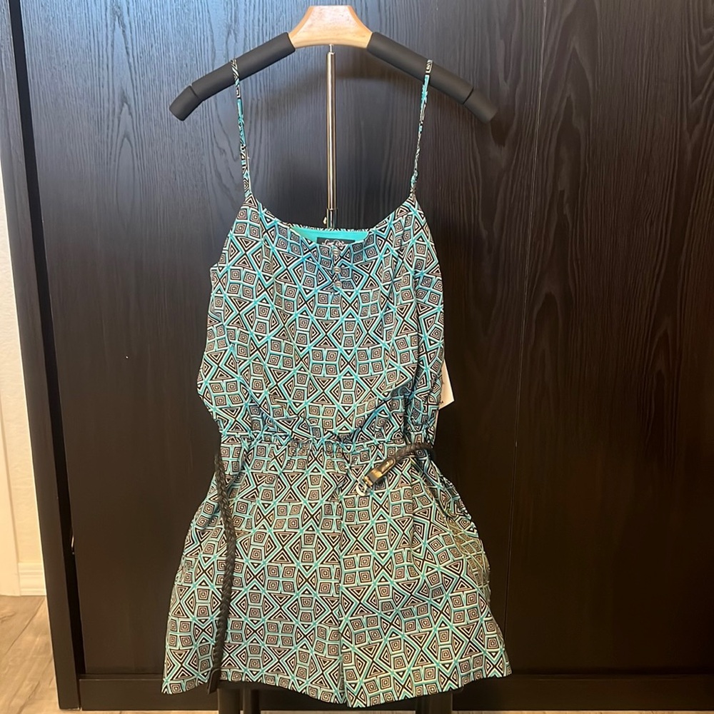 Women’s Love Reign Romper, Size L, brand new still has tags